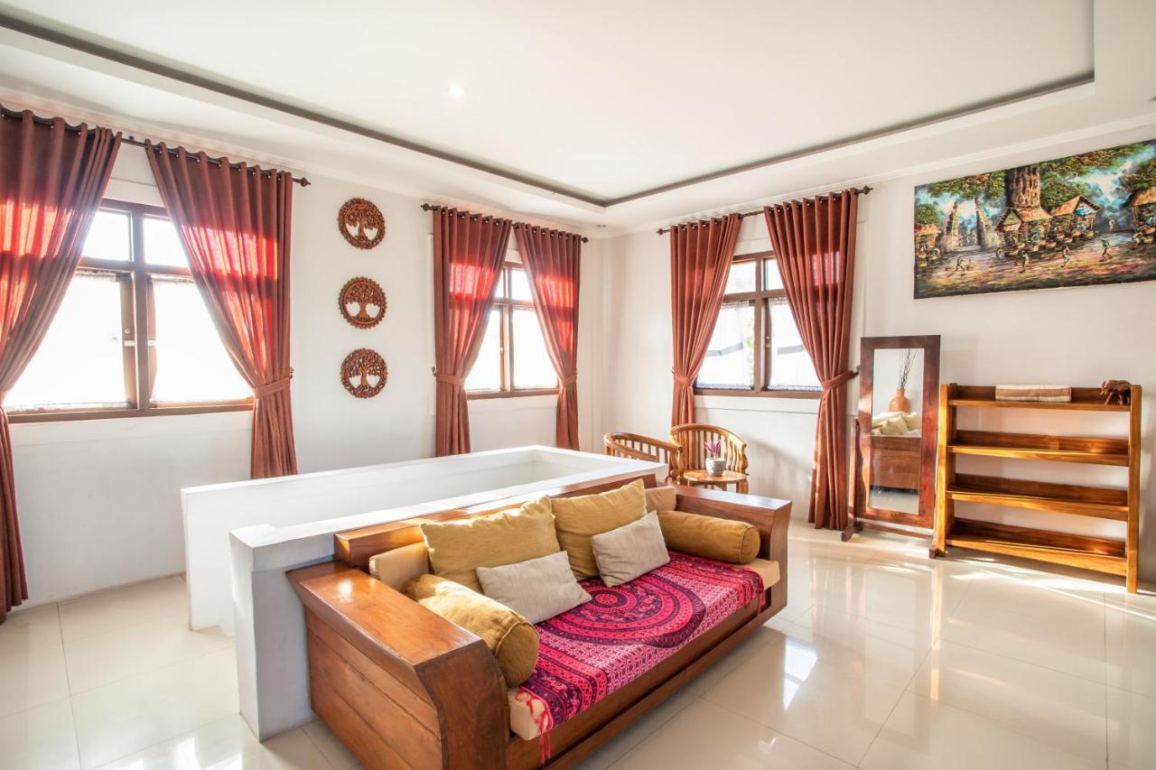 Villa Rani 3 Seminyak Buitenkant foto