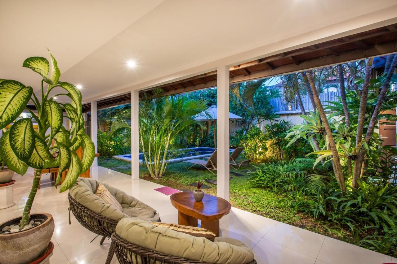 Villa Rani 3 Seminyak Buitenkant foto
