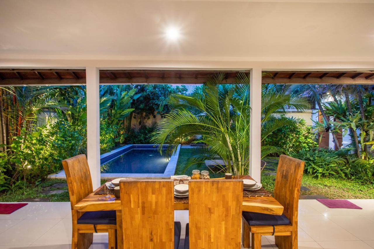 Villa Rani 3 Seminyak Buitenkant foto