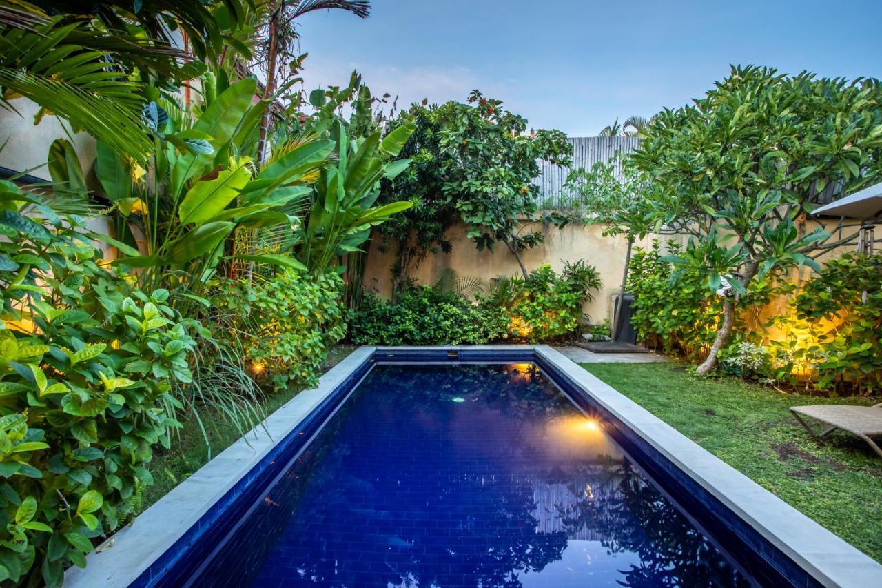 Villa Rani 3 Seminyak Buitenkant foto