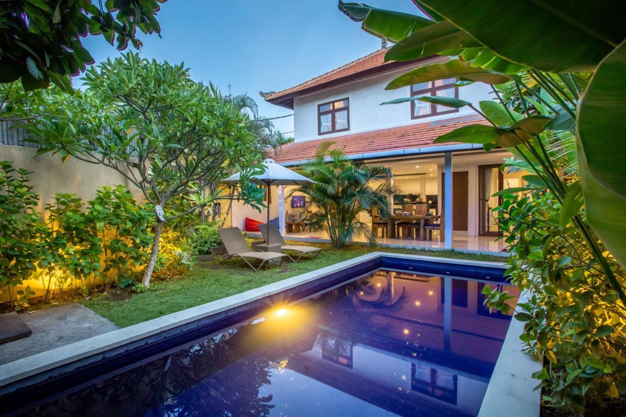 Villa Rani 3 Seminyak Buitenkant foto